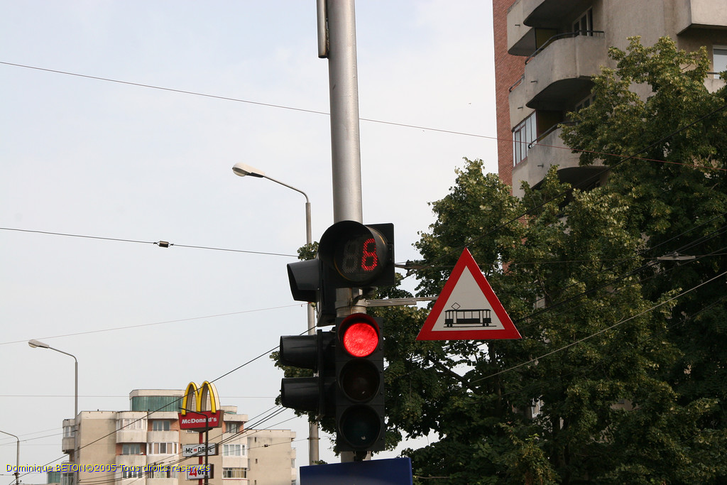 ROU_050803-165038