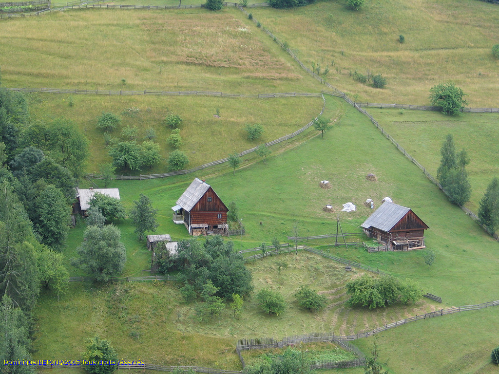 ROU_050805-095812G5