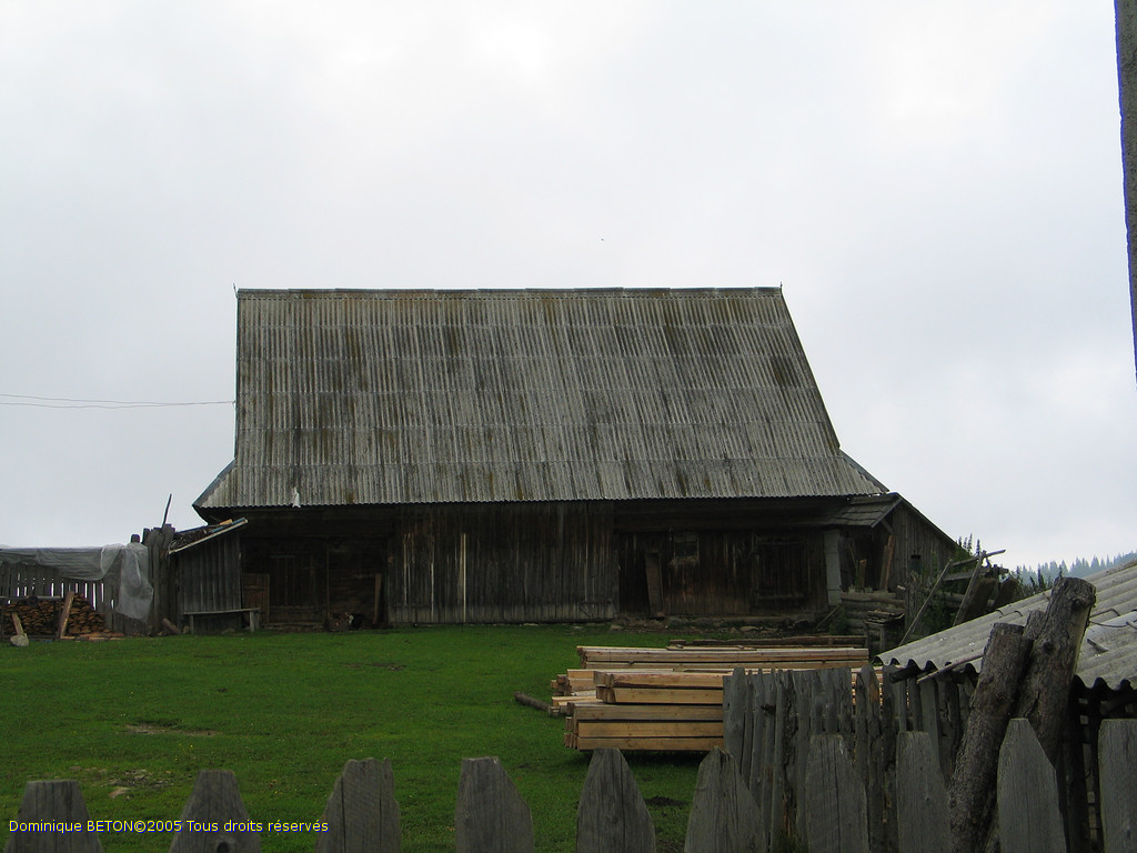 ROU_050805-132536G5