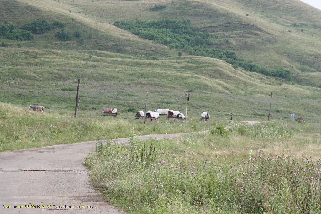 ROU_050806-122334