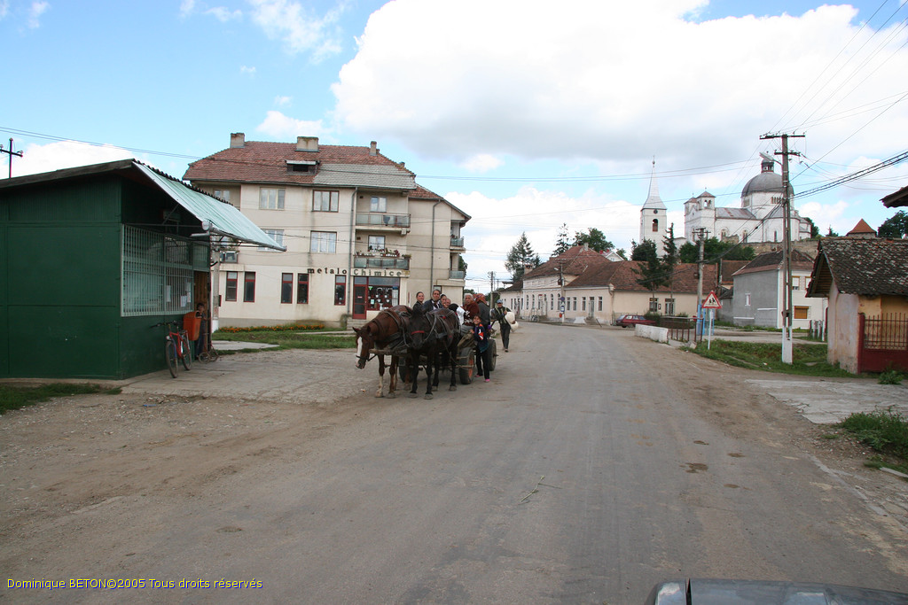 ROU_050809-123438