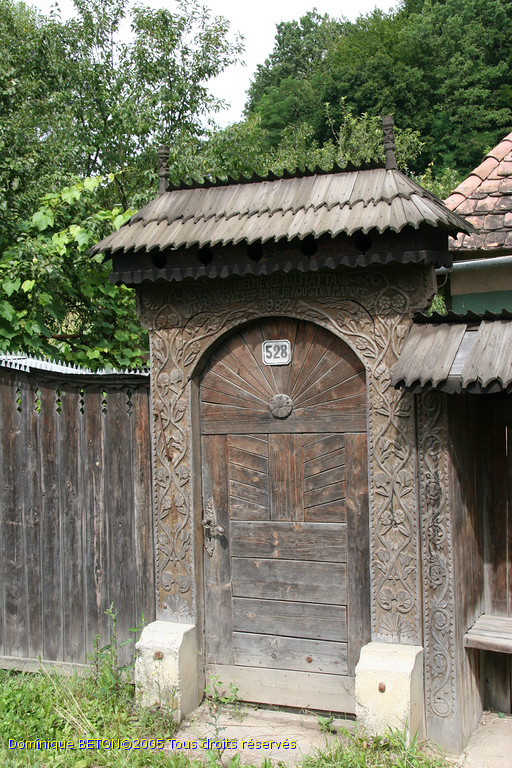 ROU_050810-101114