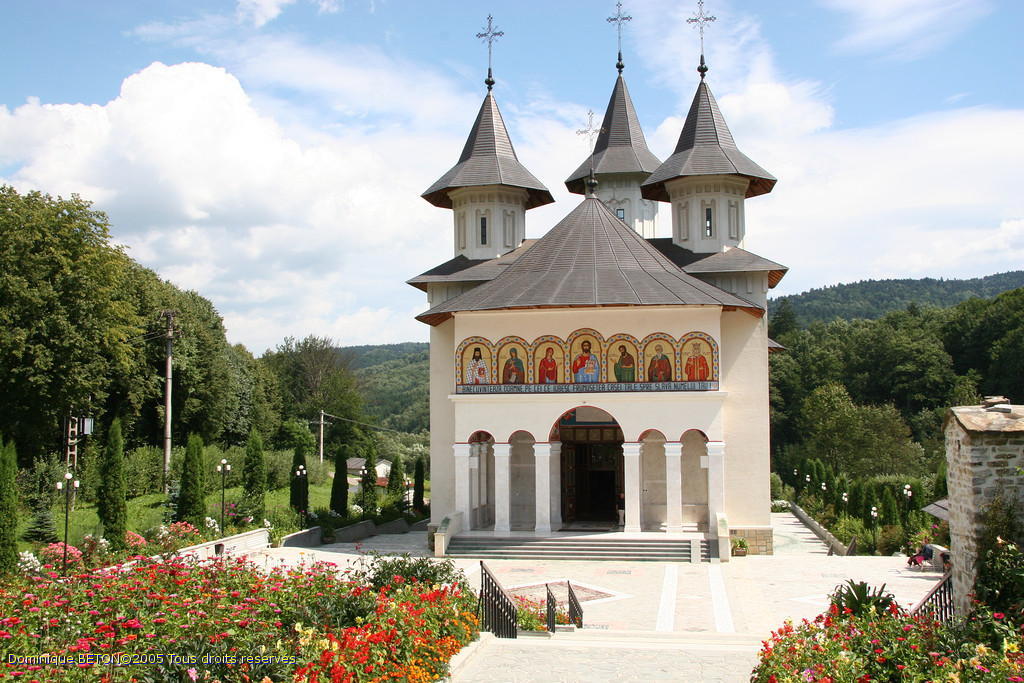 ROU_050811-115352