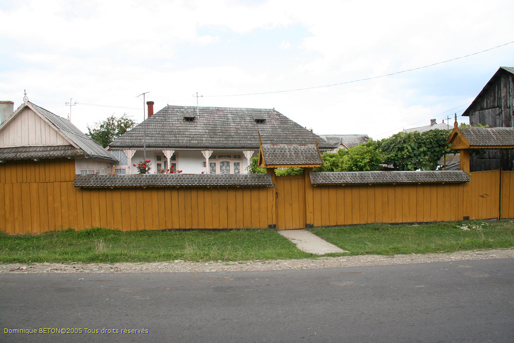 ROU_050811-130710