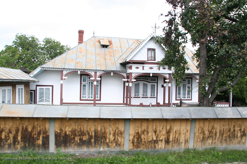 ROU_050811-131250