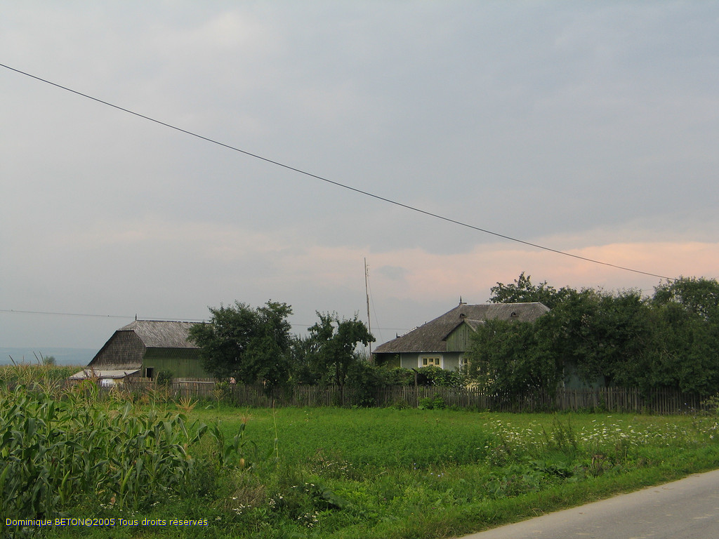 ROU_050811-143506G5