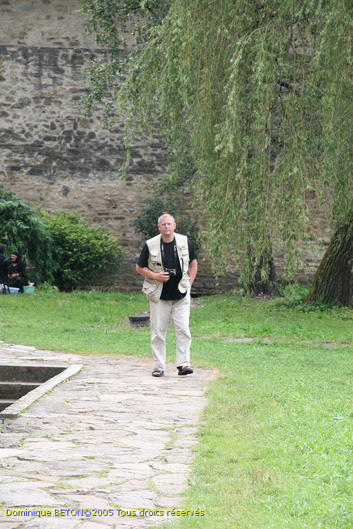 ROU_050812-140052