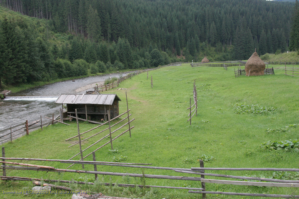 ROU_050814-142546