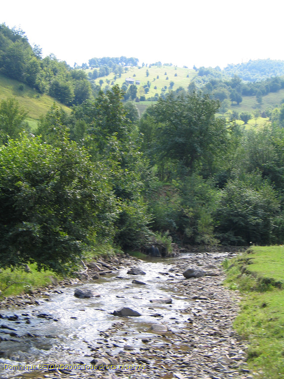 ROU_050815-093634G5