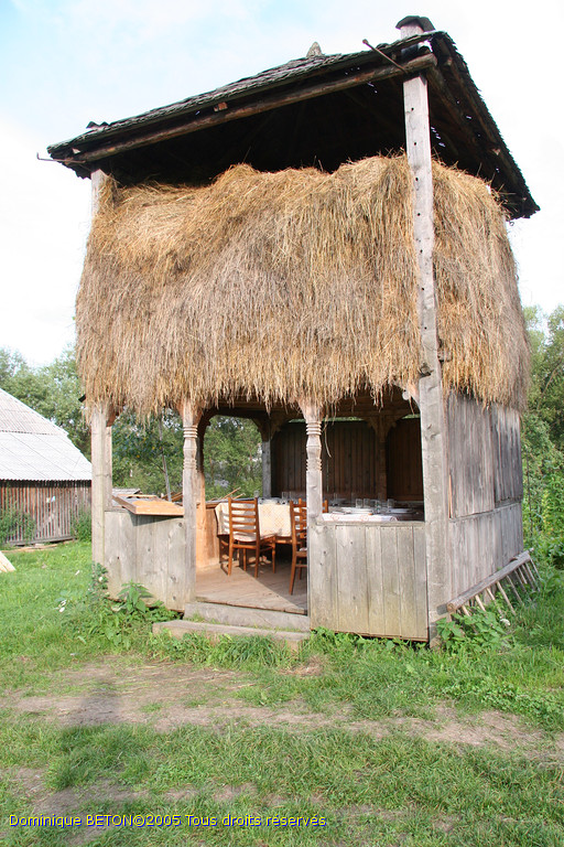 ROU_050815-174738