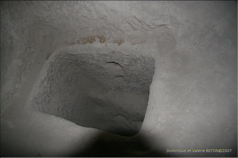 TR2007_0748